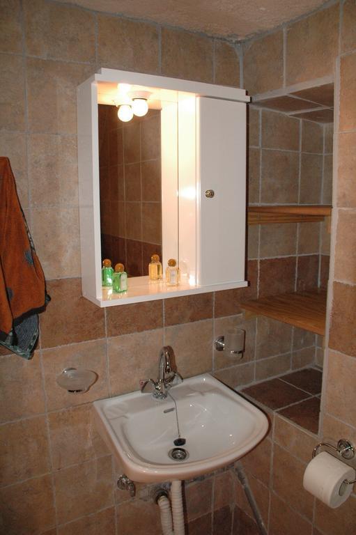 Stoneapartments, Γ Κωσταλοσ Και Σια Οε Авгонима Экстерьер фото