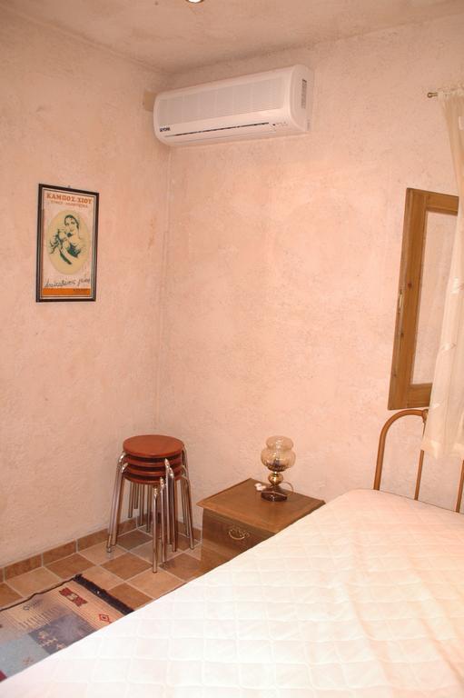 Stoneapartments, Γ Κωσταλοσ Και Σια Οε Авгонима Экстерьер фото